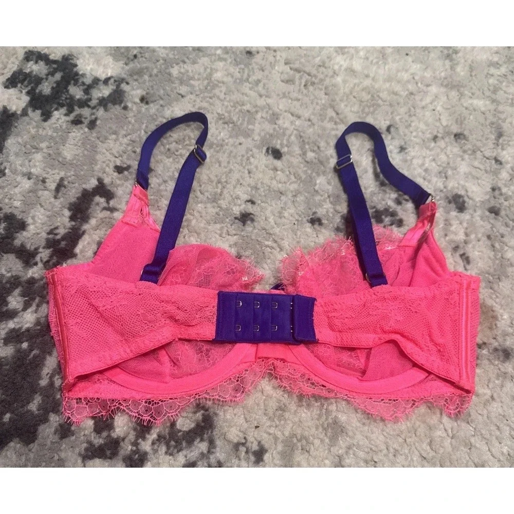 Victorias Secret Very Sexy Pink Neon Eyelash Lace Unlined Demi Bra 32DD